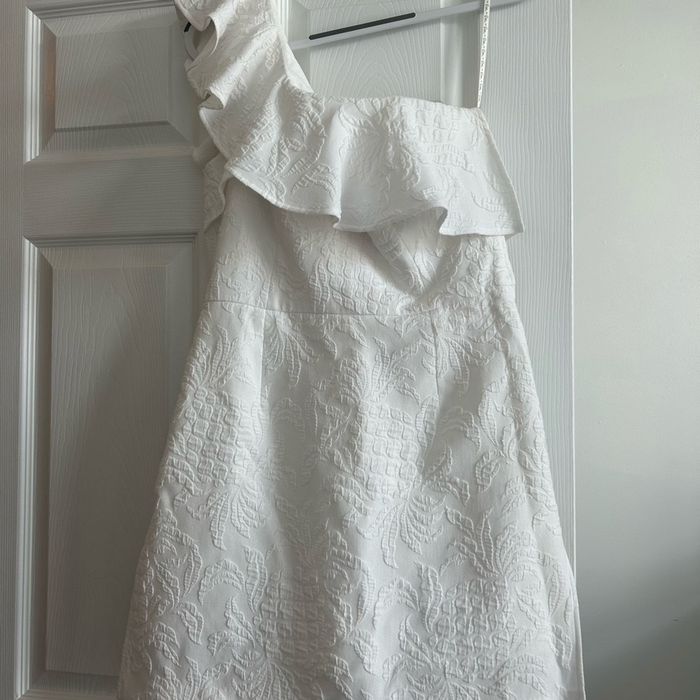 Lily Pulitzer Kipton  white romper ; size 8